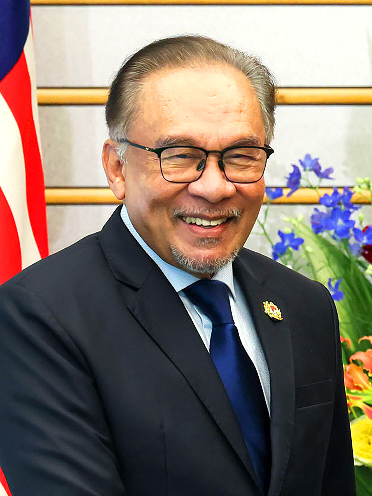 ANWAR Ibrahim Perdana Menteri Malaysia Tanggapi Kasus Gus Miftah