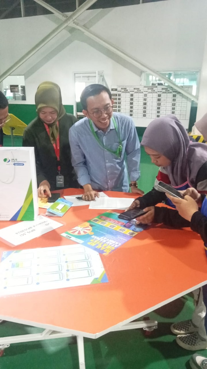 Masyarakat pekerja kini lebih mudah untuk klaim pencairan Jaminan Hari Tua (JHT) BPJS Ketenagakerjaan (BPJAMSOSTEK). Dengan menggunakan aplikasi JMO