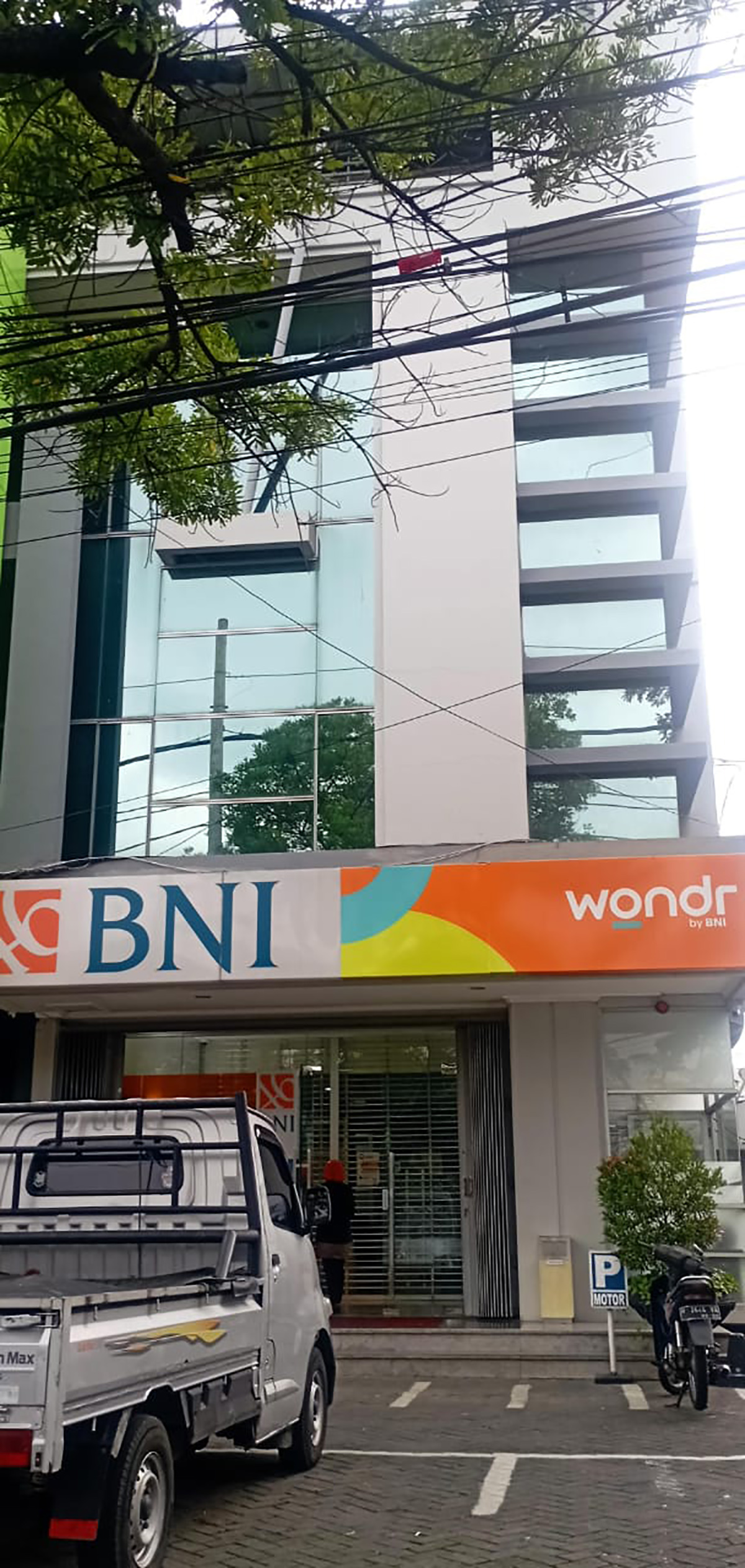 Bank BUMN BNI Buka Lowongan Kerja 2025 untuk SMA/SMK hingga S2