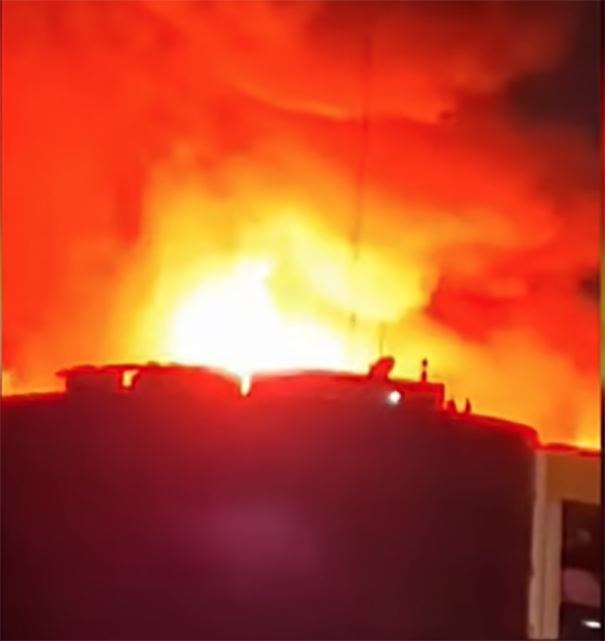 Kebakaran Glodok Plaza Jakarta Barat
