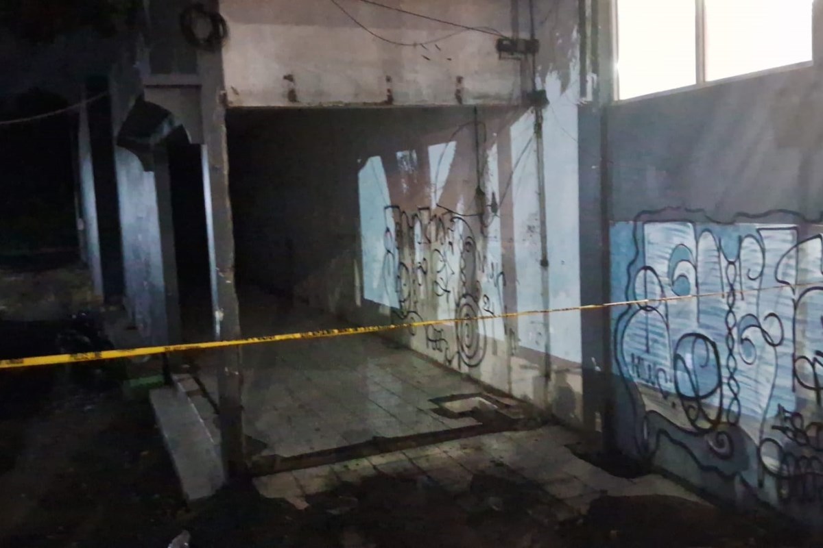 Lokasi pembunuhan di bangunan kosong bekas bengkel, daerah Karangrejo, Banyumanik