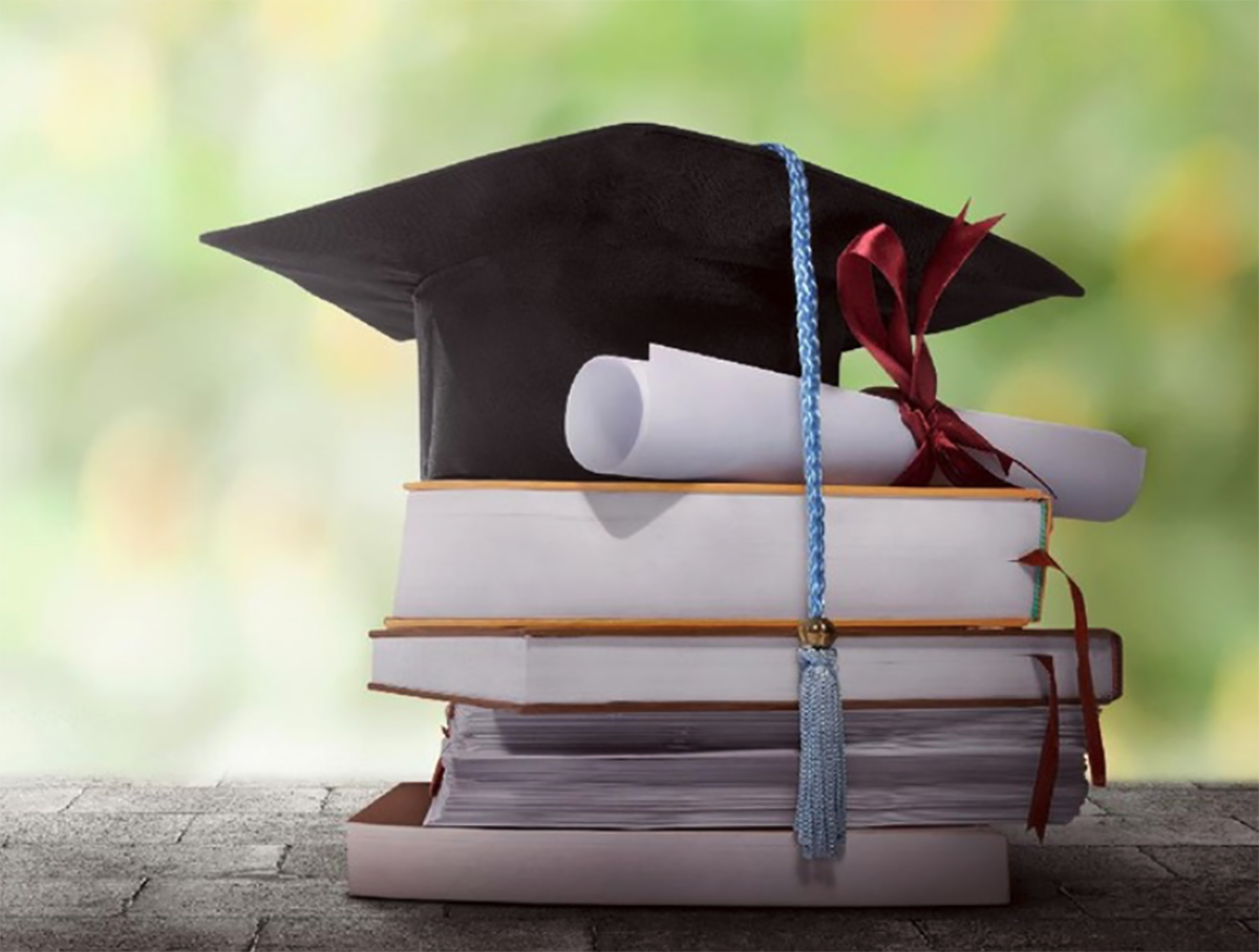 Ilustrasi Toga Sarjana