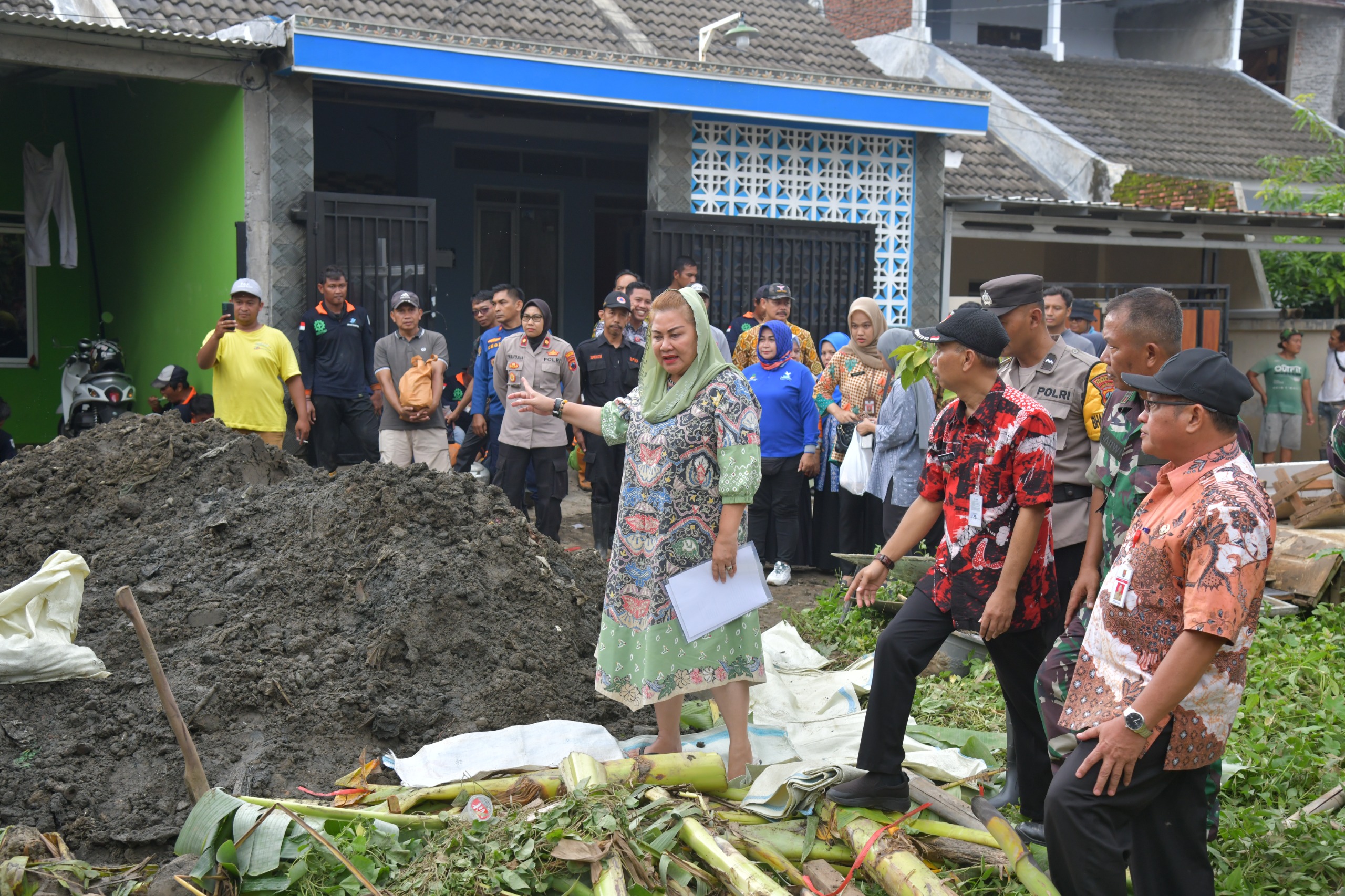 Langkah Konkret dan Solusi Berkelanjutan Pemkot Semarang dalam menangani banjir yang kerap melanda Kota Semarang menjadi perhatian serius Wali Kota Semarang.