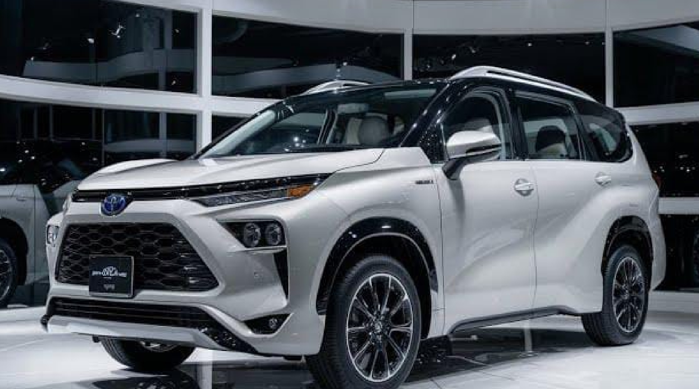 Tampilan Toyota All New Avanza 2025.