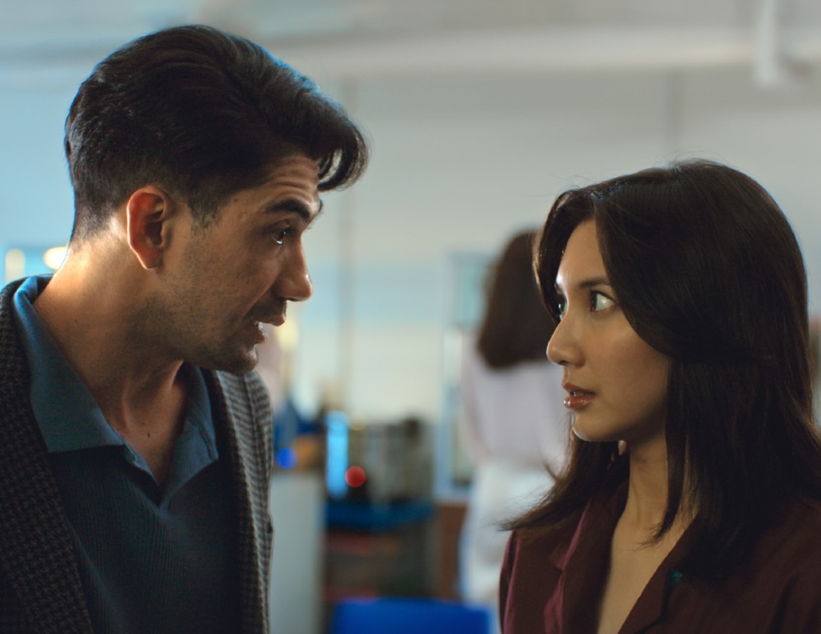 Reza Rahadian dan Sheila Dara dalam film terbaru The Most Beautiful Girl in the World yang akan tayang di Netflix