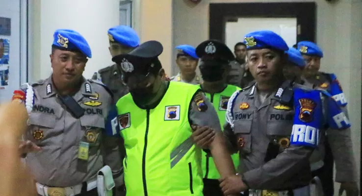 Polda Jateng menggelar sidang Komisi Kode Etik Polri (KKEP) terhadap dua oknum polisi Polrestabes Semarang yang memeras dua remaja di Telagamas, Semarang Utara(17/8/2025).