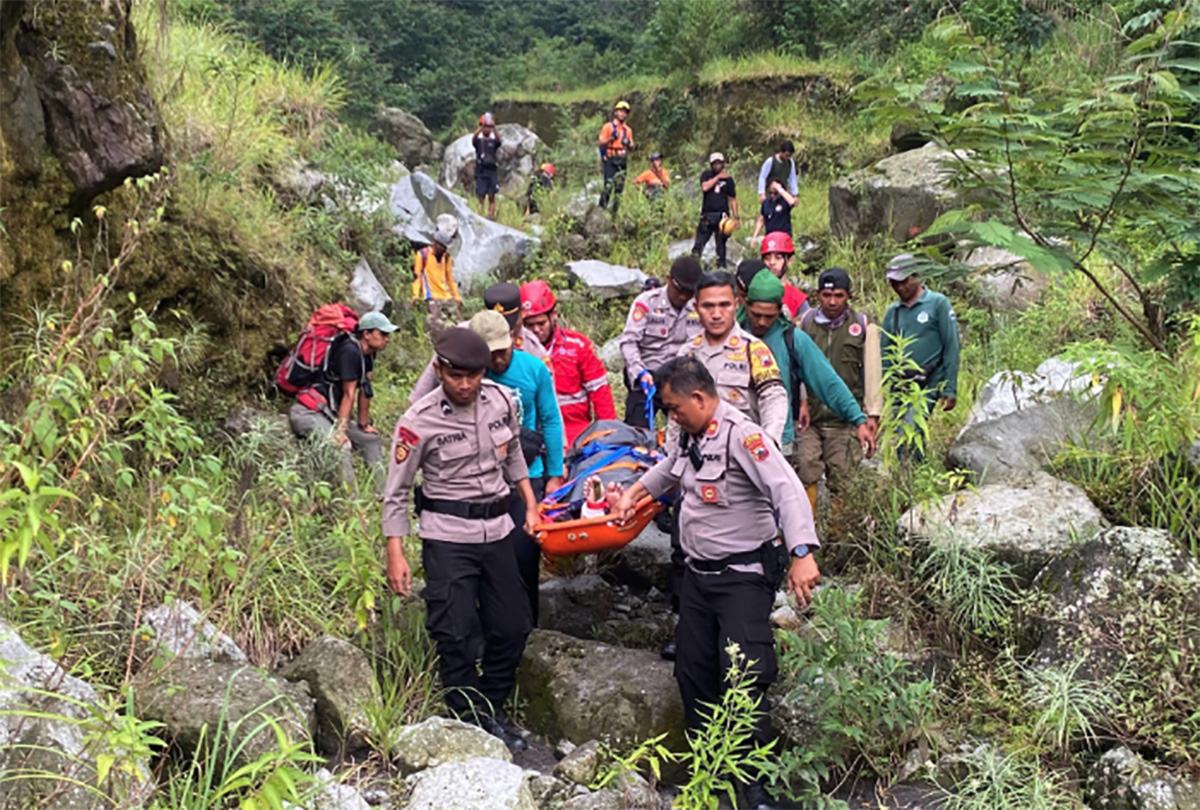 Kronologi Mahasiswa UNY Jatuh Terperosok di Jurang Gunung Merapi