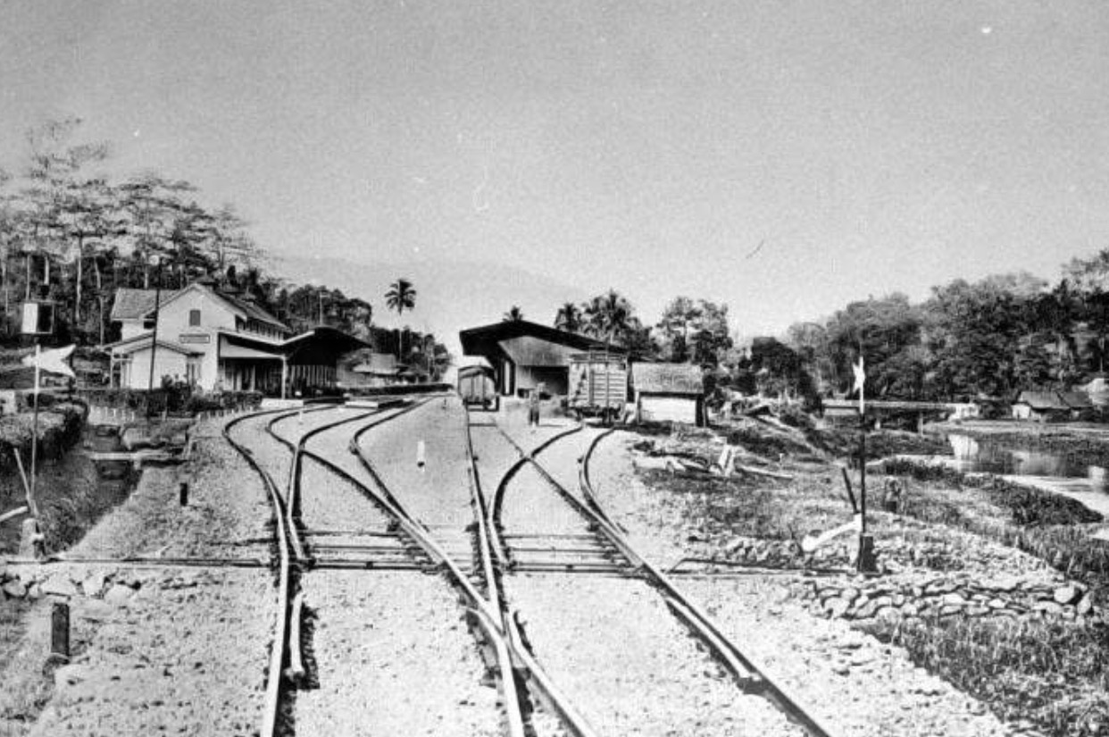 Potret: Stasiun Tuntang di Jaman Hindia Belanda