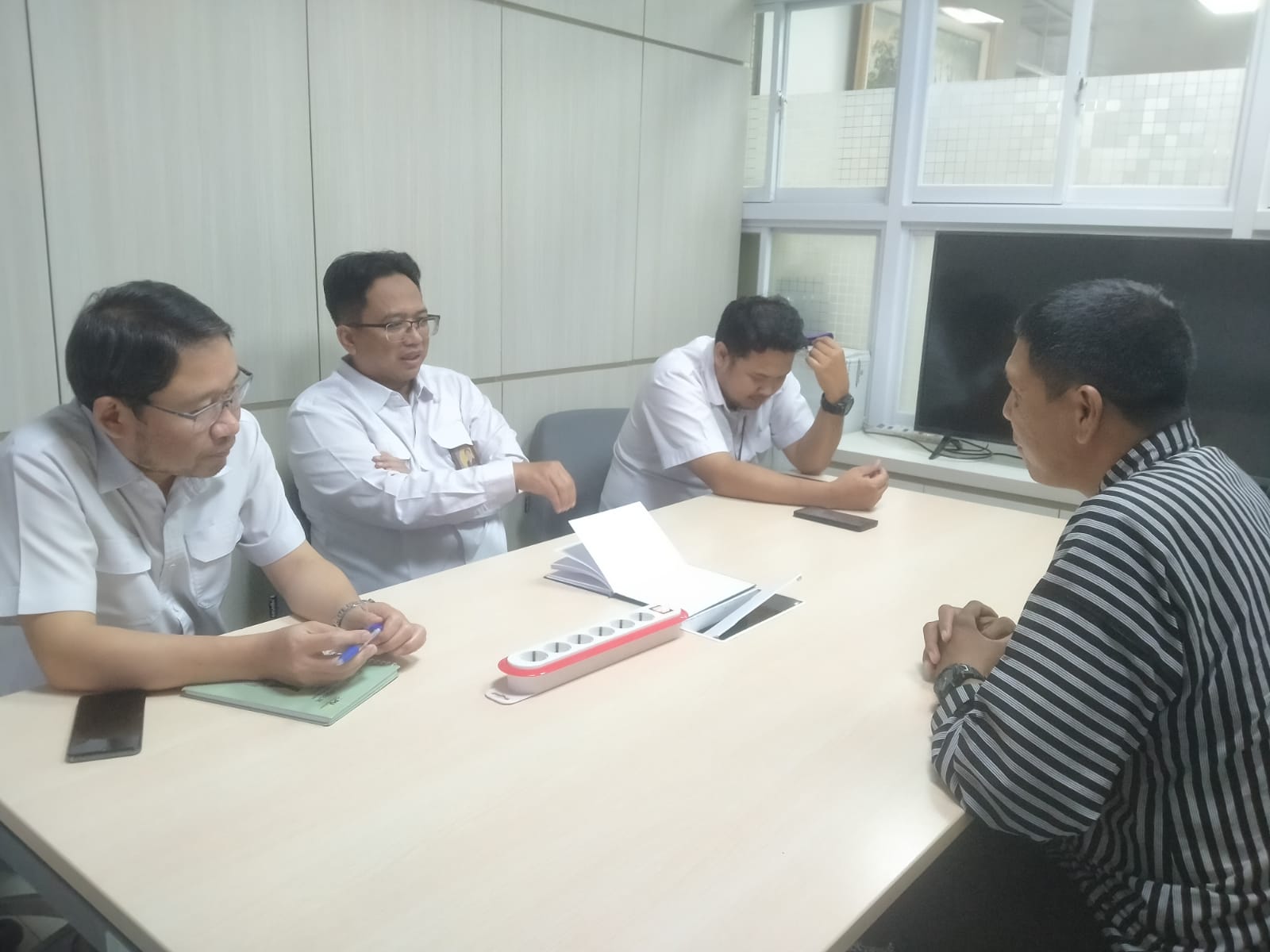 Ketua P3SRS Edi Hardiyanto saat menghadap Direktur Bina Penataan Bangunan (BPB) di Direktorat Jenderal Cipta Karya Kementerian PUPR, Cakra Nagara.