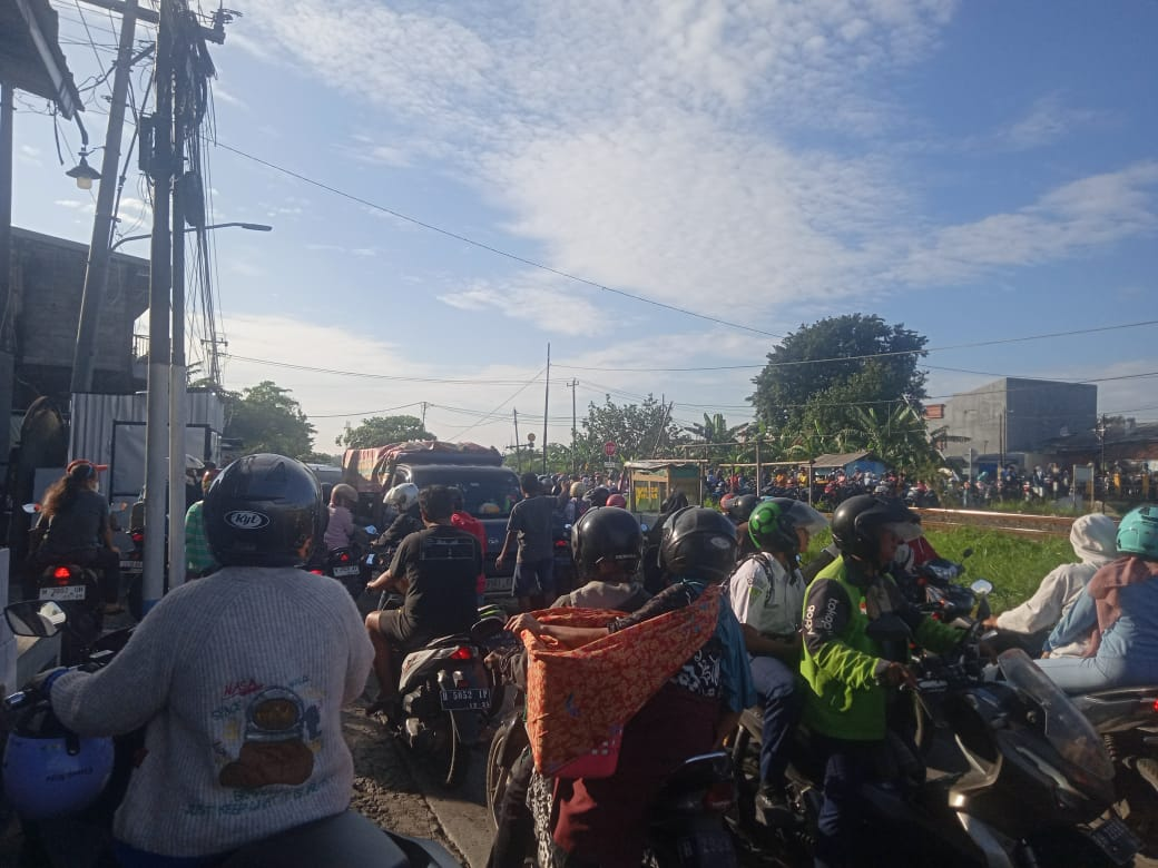 Bgeinilah kondisi jembatan sukarela di setiap pagi harinya, Selasa (11/03/2025)