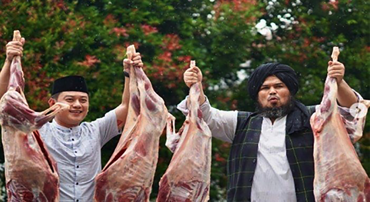 Alhamdulillah Bobon Santoso Mualaf di Bulan Ramadan ini  Dibimbing Ustad Derry Sulaiman