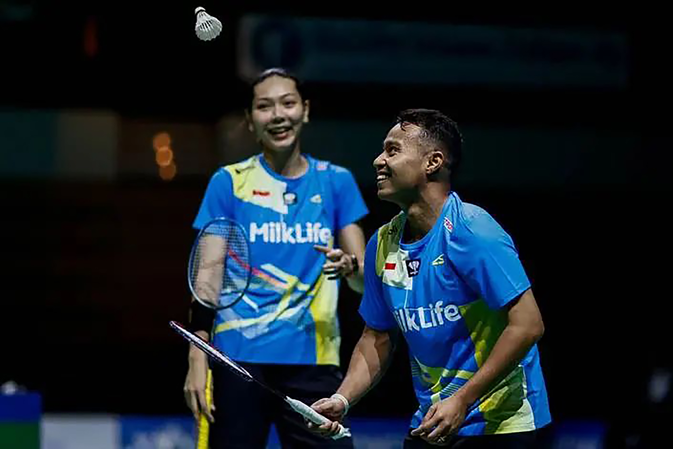 Rehan Naufal Kusharjanto/Gloria Emanuelle Widjaja maju ke babak 16 besar setelah mengandaskan wakil Malaysia, Chen Tang Jie/Toh Ee Wei lewat duel tiga gim.