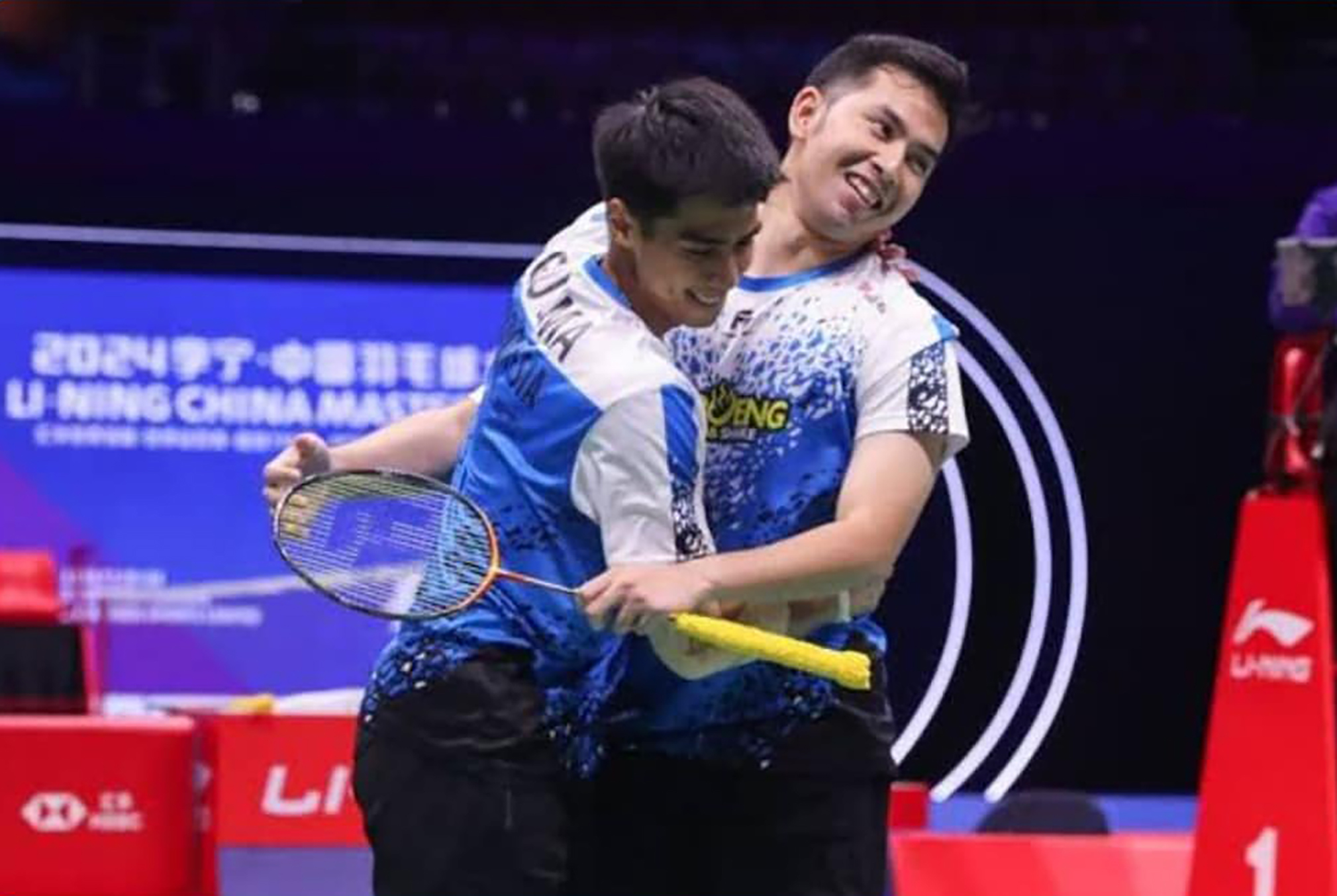 Didampingi pelatih Hendra Setiawan, Sabar/Reza mampu mengatasi wakil China, Liang Wei Keng/Wang Chan dengan skor ketat 21-17, 22-20.