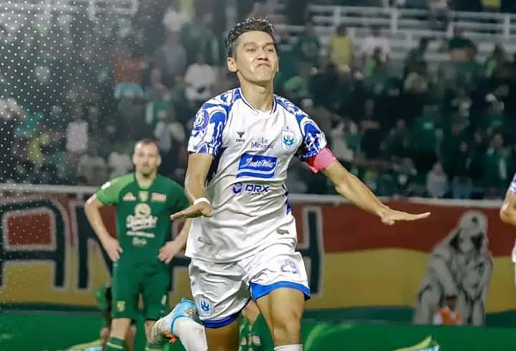 PSIS Semarang mampu membawa pulang satu poin saat bertandang ke markas Persebaya Surabaya.