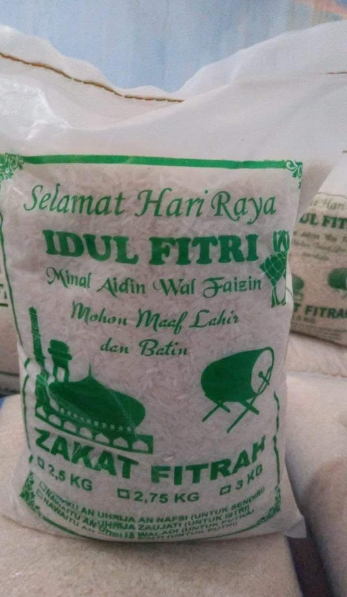 Beras untuk zakat fitrah usai menjalankan ibadah puasa ramadan.