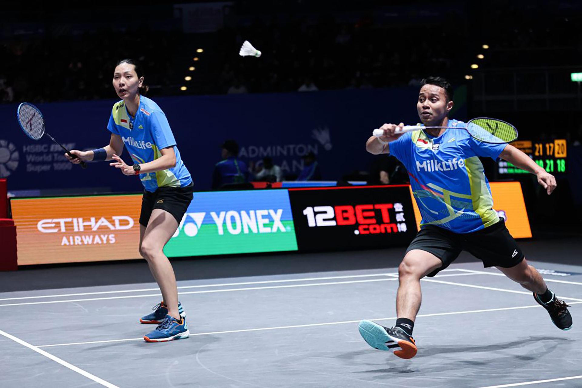 Rehan Naufal Kusharjanto/Gloria Emanuelle Widjaja harus mengakui unggulan lima dari China, Feng Yan Zhe/Wei Ya Xin 10-21, 14-21.