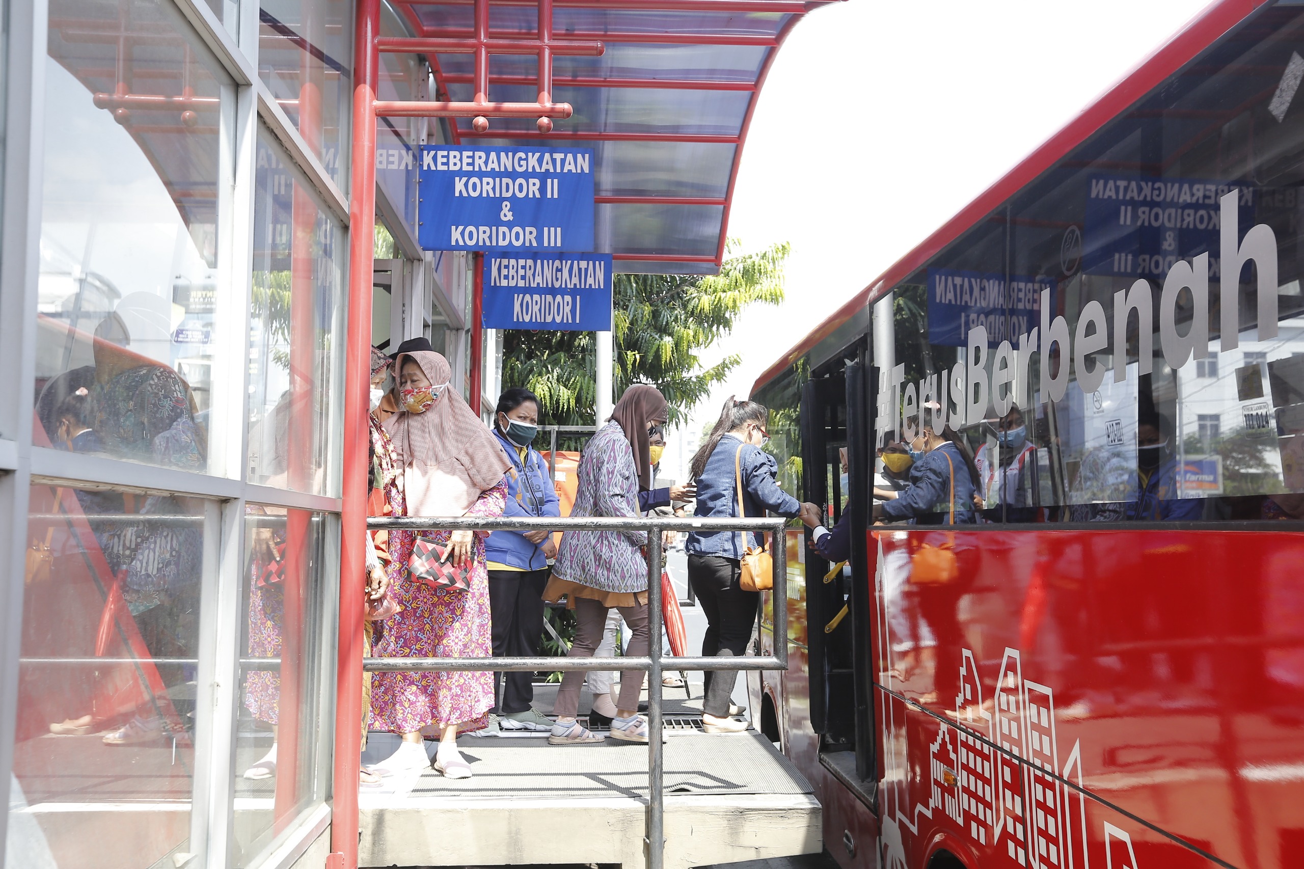 BRT Trans Semarang terus memperkuat komitmennya dalam menyediakan layanan ramah disabilitas.
