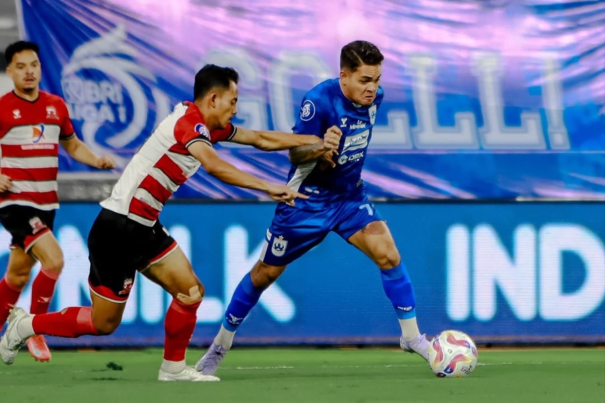 PSIS harus mengakui keunggulan Madura United 1-2.