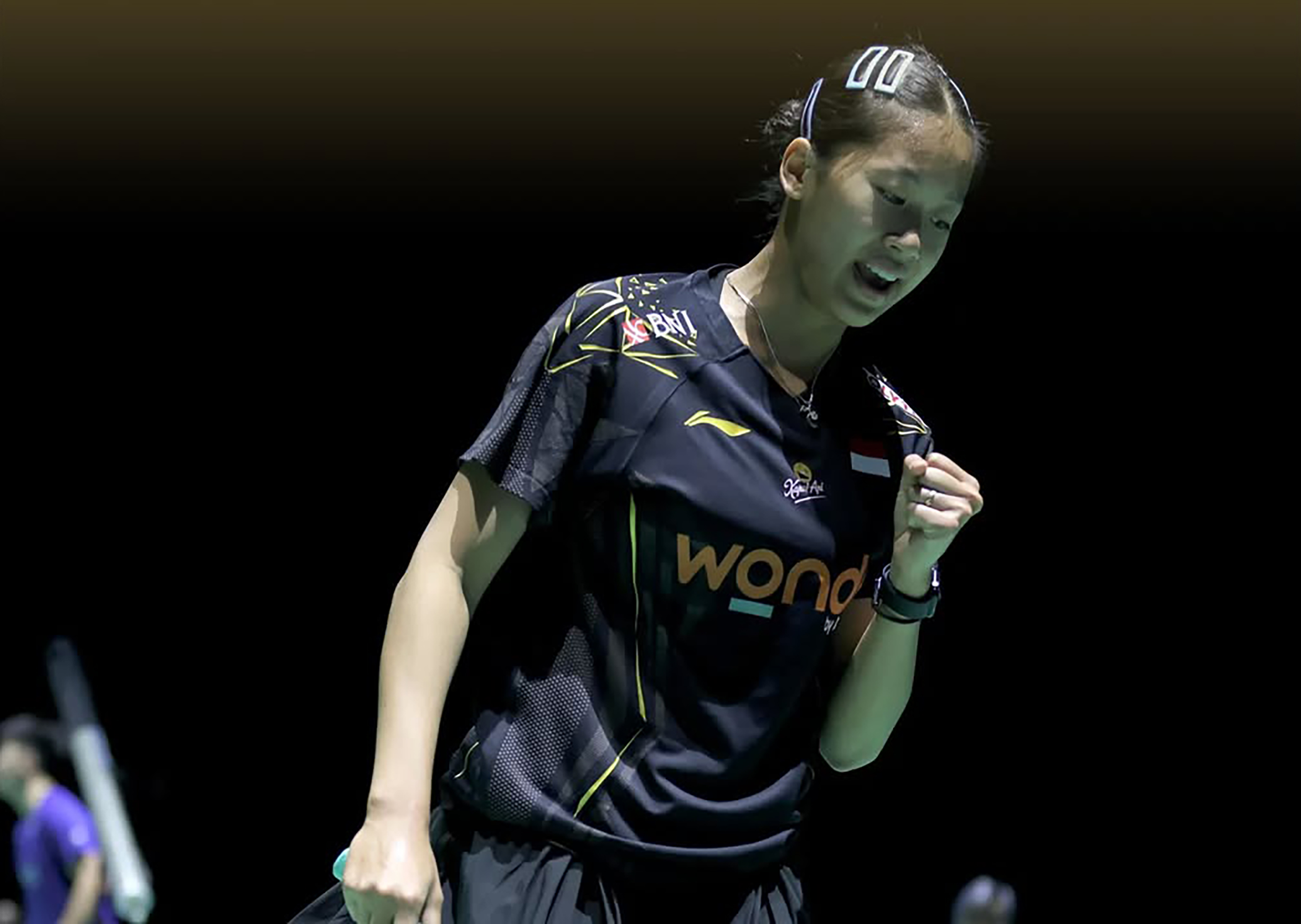 Putri Kusuma Wardani berhasil lolos ke babak perempatfinal setelah mengandaskan wakil India, Anupama Upadhyaya 21-17, 21-19.