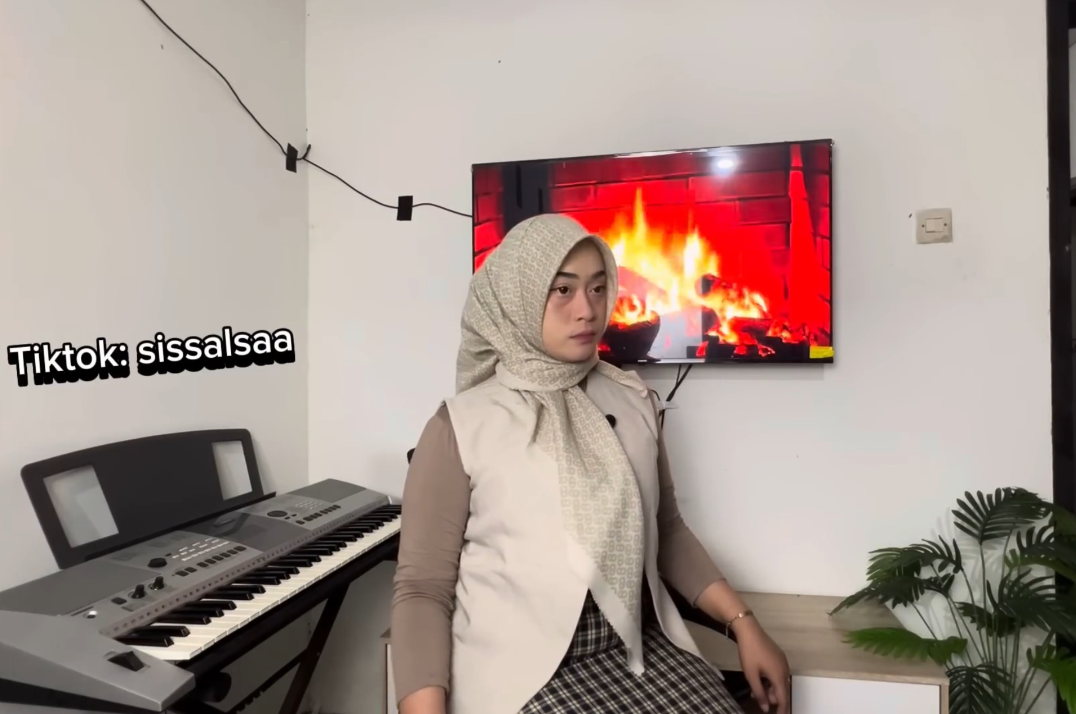 Cover Tentang Rasa- Astrid oleh Salsabila Rahma