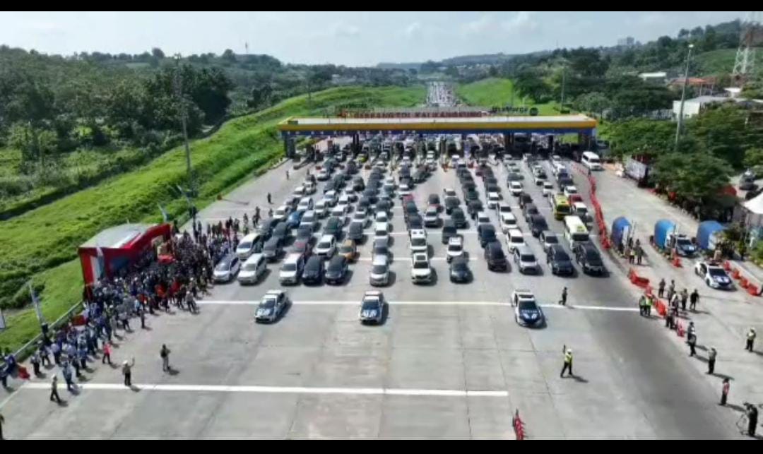 Puncak Arus Balik Lebaran Idul Fitri 2025 One Way Nasional Start Semarang Finish Cikampek
