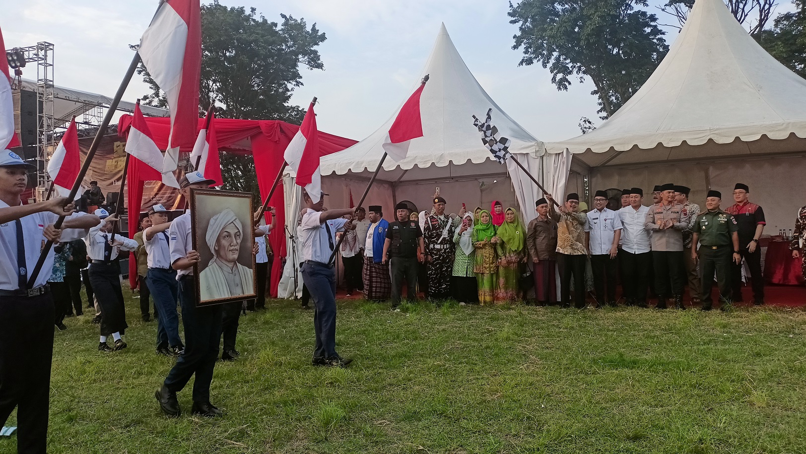 Peringatan Haul Sholeh Darat ke-125 dilakukan di Lapangan Garnisun, Rabu (9/4) petang