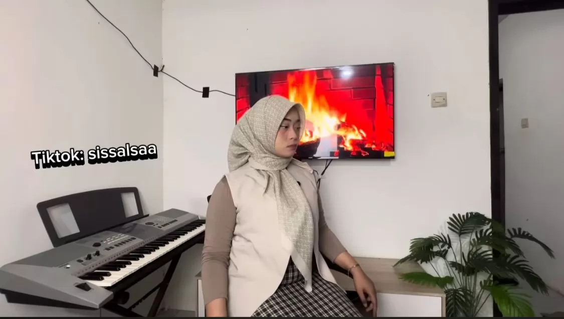 Viral Video Terbaru Bu Guru Salsa Berdurasi 4 Menit 6 Detik di Youtube
