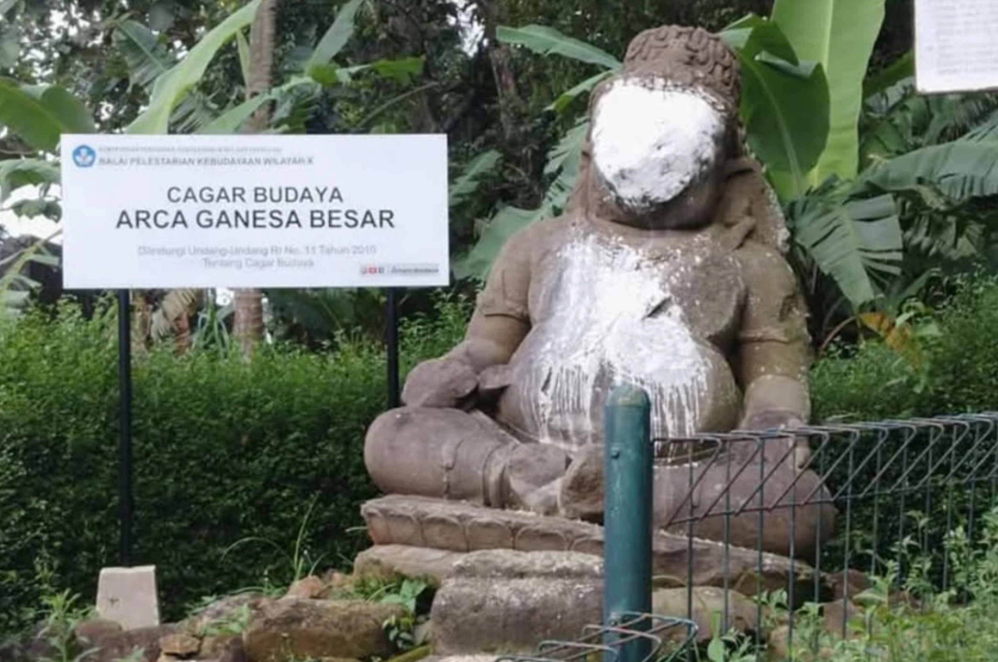 Perusakan Patung Ganesha Mbah Dul Jalal Bergas yang dilakukan oleh orang tak bertanggungjawab