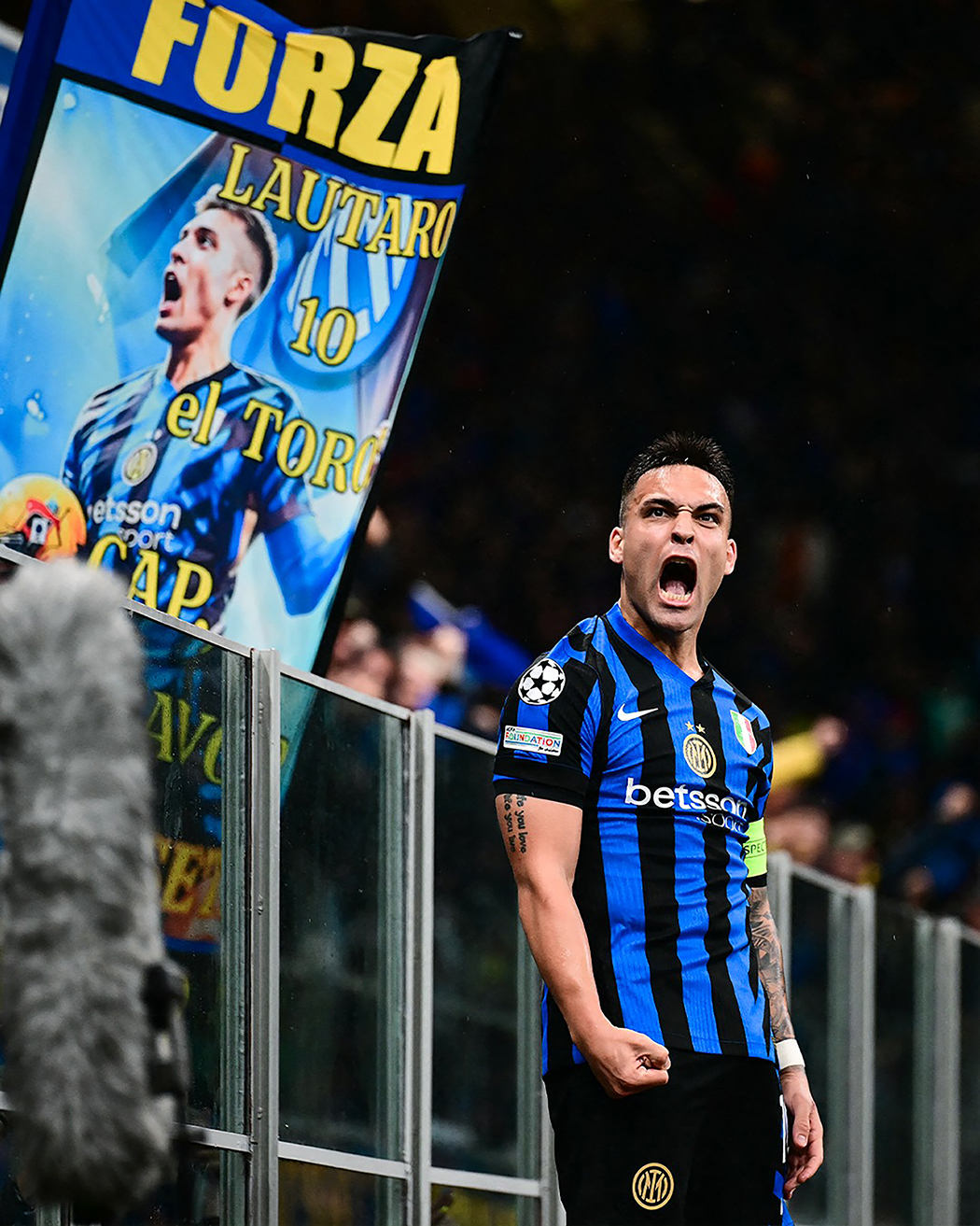Inter Milan lolos ke semifinal Liga Champions setelah unggul agregat 4-3 atas wakil Jerman, Bayer Munchen.