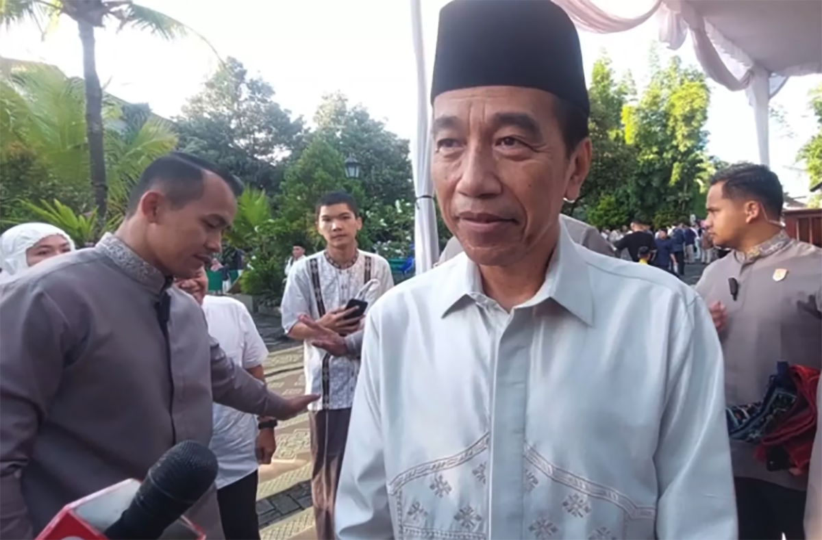 Jokowi Temui Massa di Solo, Berencana Bawa Tuduhan Ijazah Palsu ke Ranah Hukum