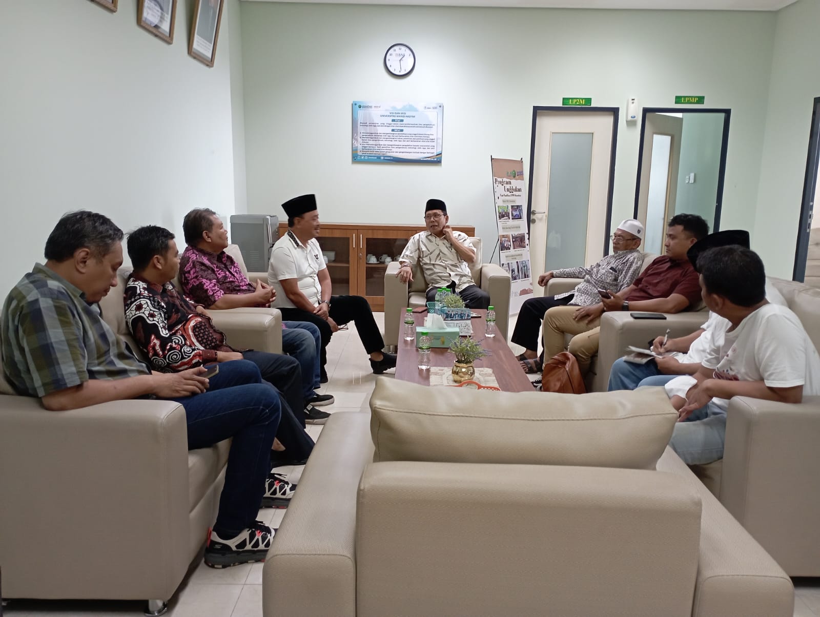 Unwahas Semarang akan menggelar pengajian akbar pada pekan depan 26 April 2025 bertempat di Kampus II Unwahas, Gunungpati, Kota Semarang.
