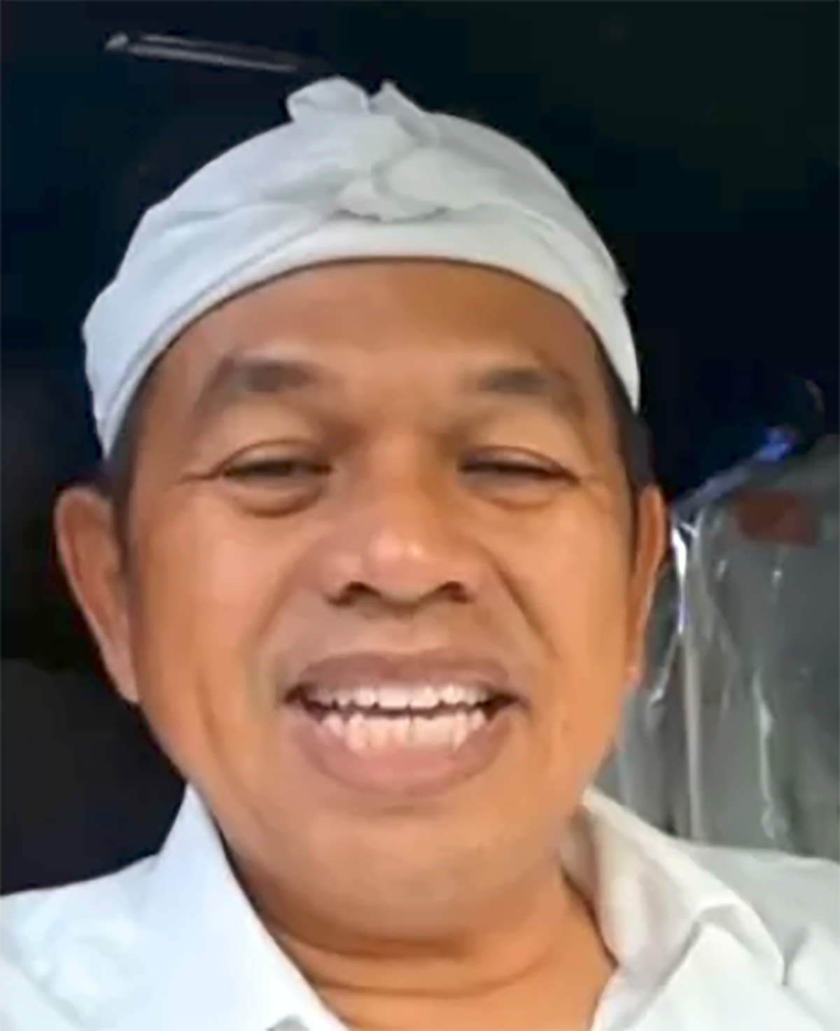 Gubernur Dedi Mulyadi
