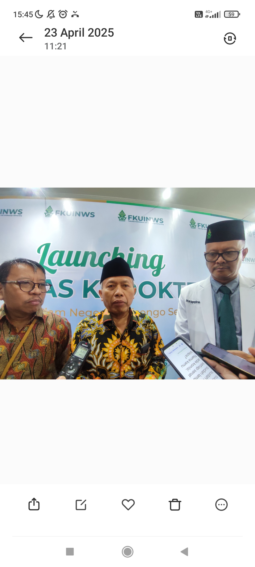 Rektor UIN Walisongo, Prof. Dr. Nizar usai melaunching