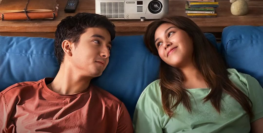 Poster film Tak Ingin Usai di Sini yang dibintangi Vanesha Prescilla dan Bryan Domani.