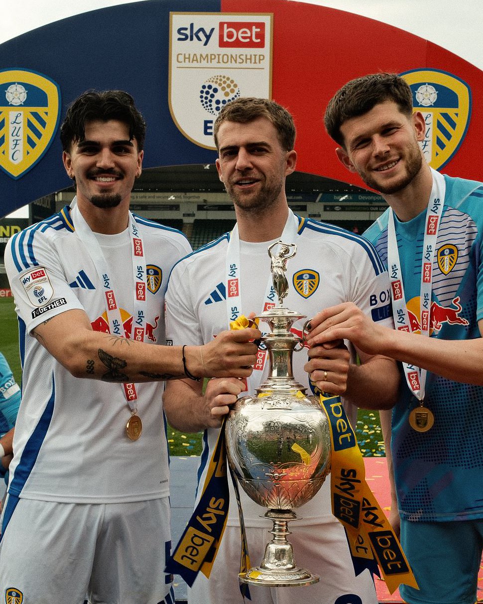 Potret saat Pascal Struijk pemain keturunan Indonesia Sukses Bawa Leed United Promosi ke Premier League