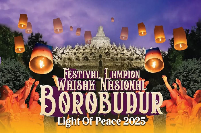 Poster Festival Lampion Waisak 2025 di Candi Borobudur.