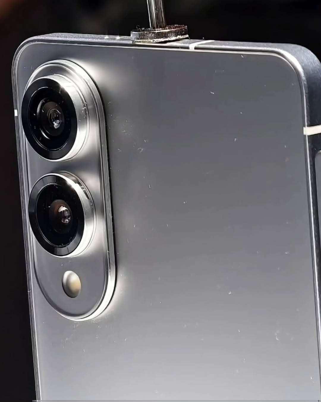 Bocoran tampilan Samsung Galaxy S25 Edge