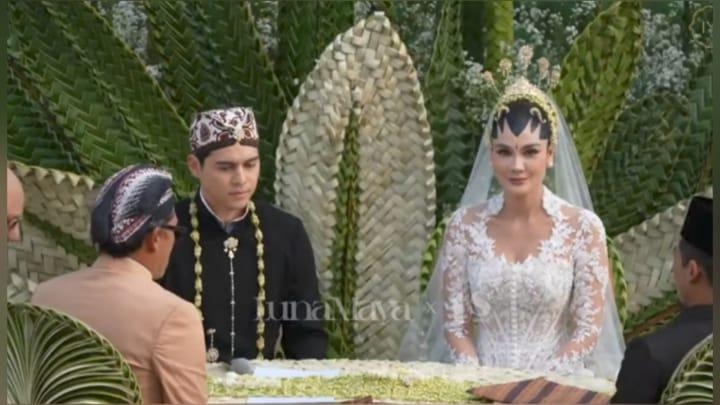 Pernikahan Luna Maya dan Maxime Bouttier , pada Rabu (7/5/2025) kemarin di sebuah resort di Bali.
