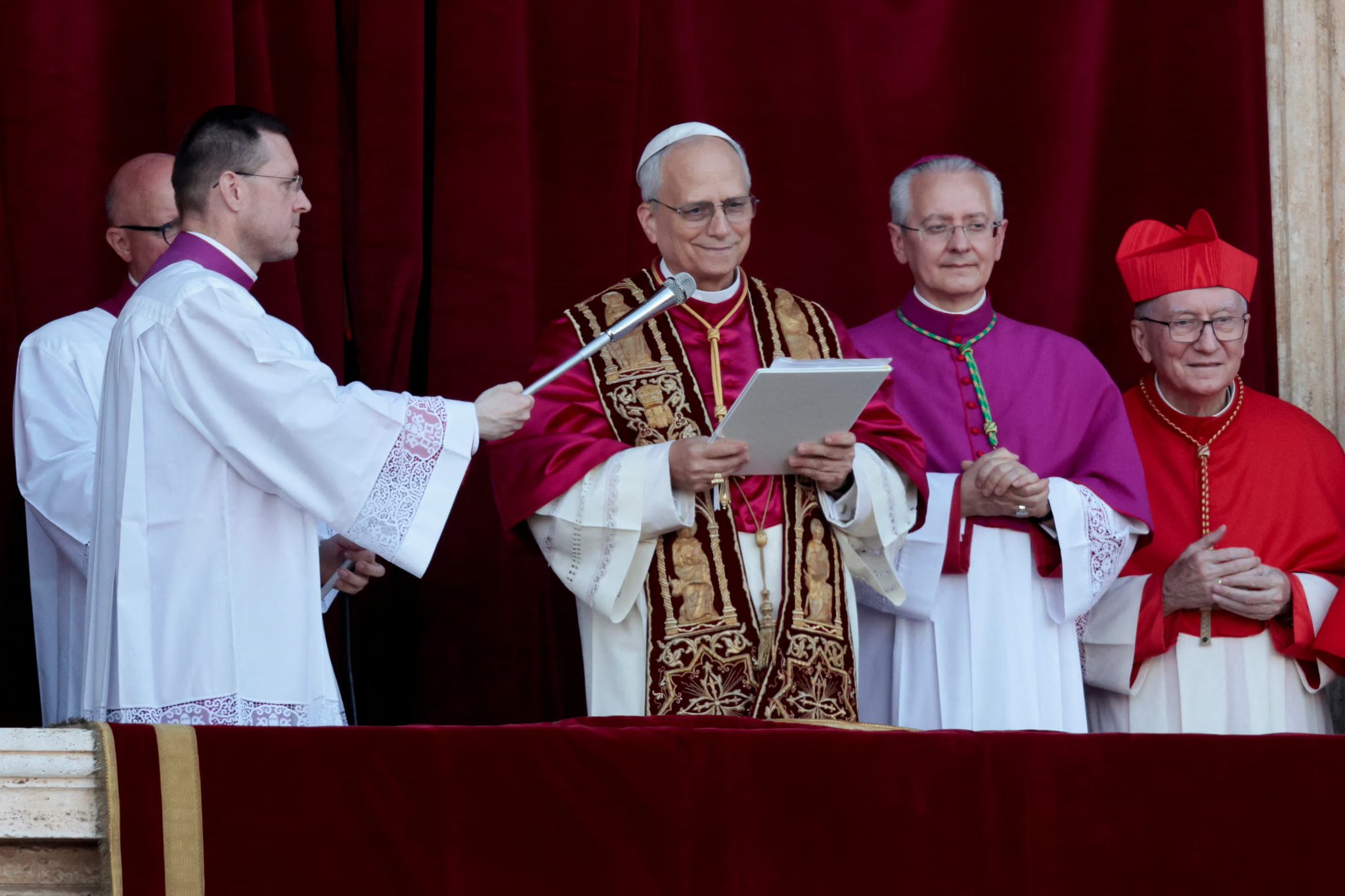 Paus Terpilih, Paus Leo XIV, Pemimpin Baru Gereja Katolik