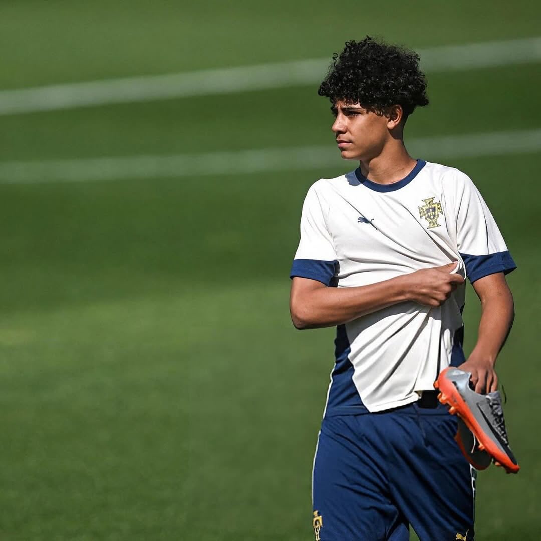 Potret Cristiano Ronaldo Jr mengikuti latihan pertama bersama Timnas Portugal U-15