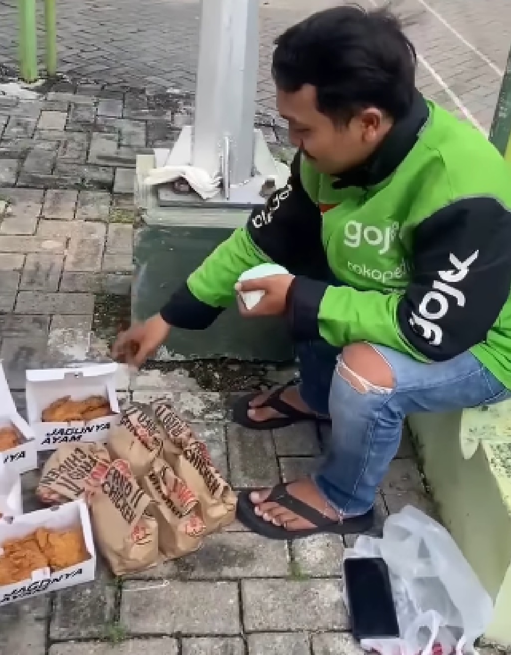 TANGKAPAN LAYAR ORDER FIKTIF YANG DITERIMA OJEK ONLINE DI SEMARANG