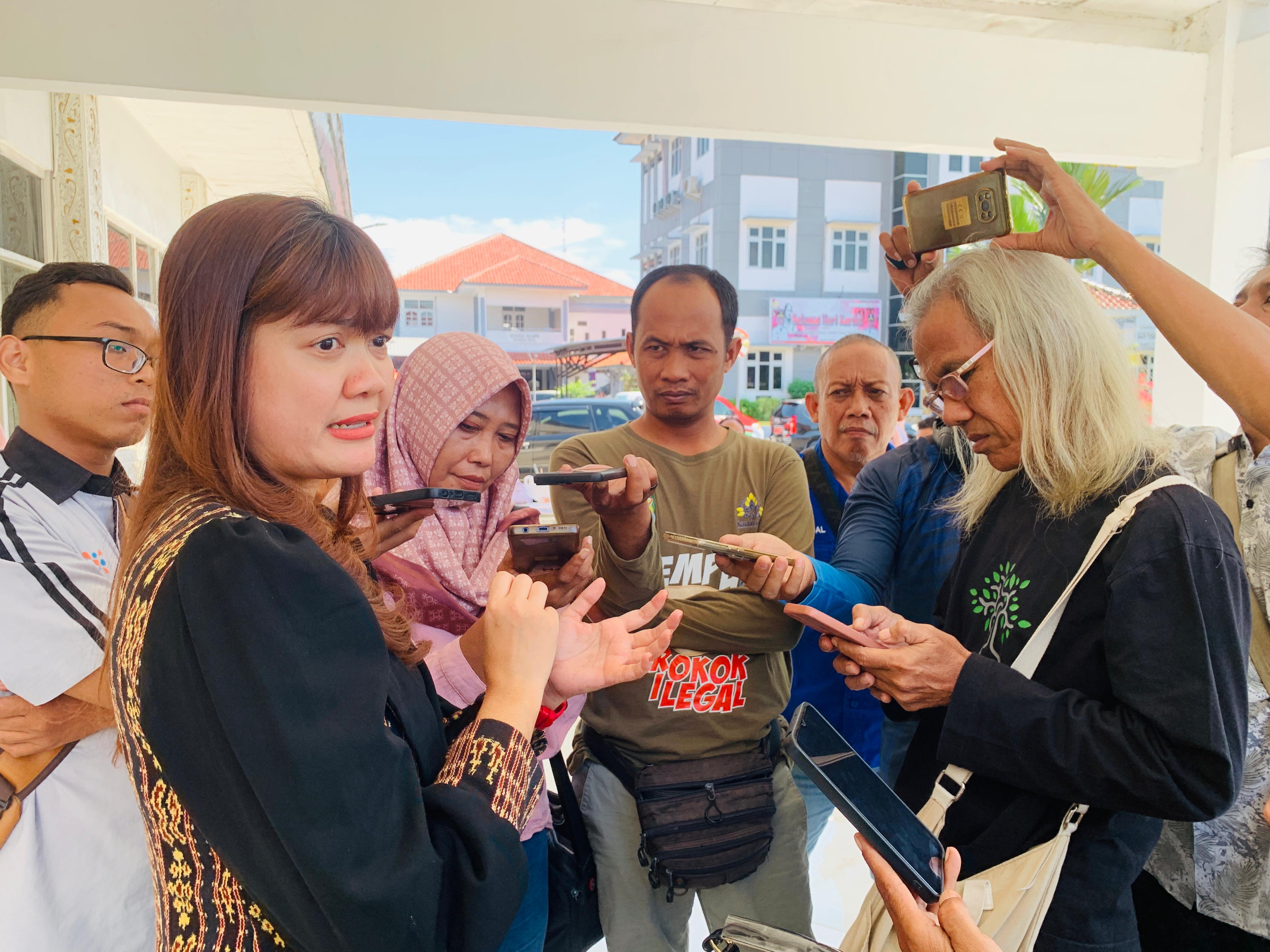 Ketua Komisi C DPRD Kendal, Sisca Meritanja, menyuarakan keprihatinan atas maraknya kegiatan tambang yang dinilai tidak melalui prosedur yang seharusnya.