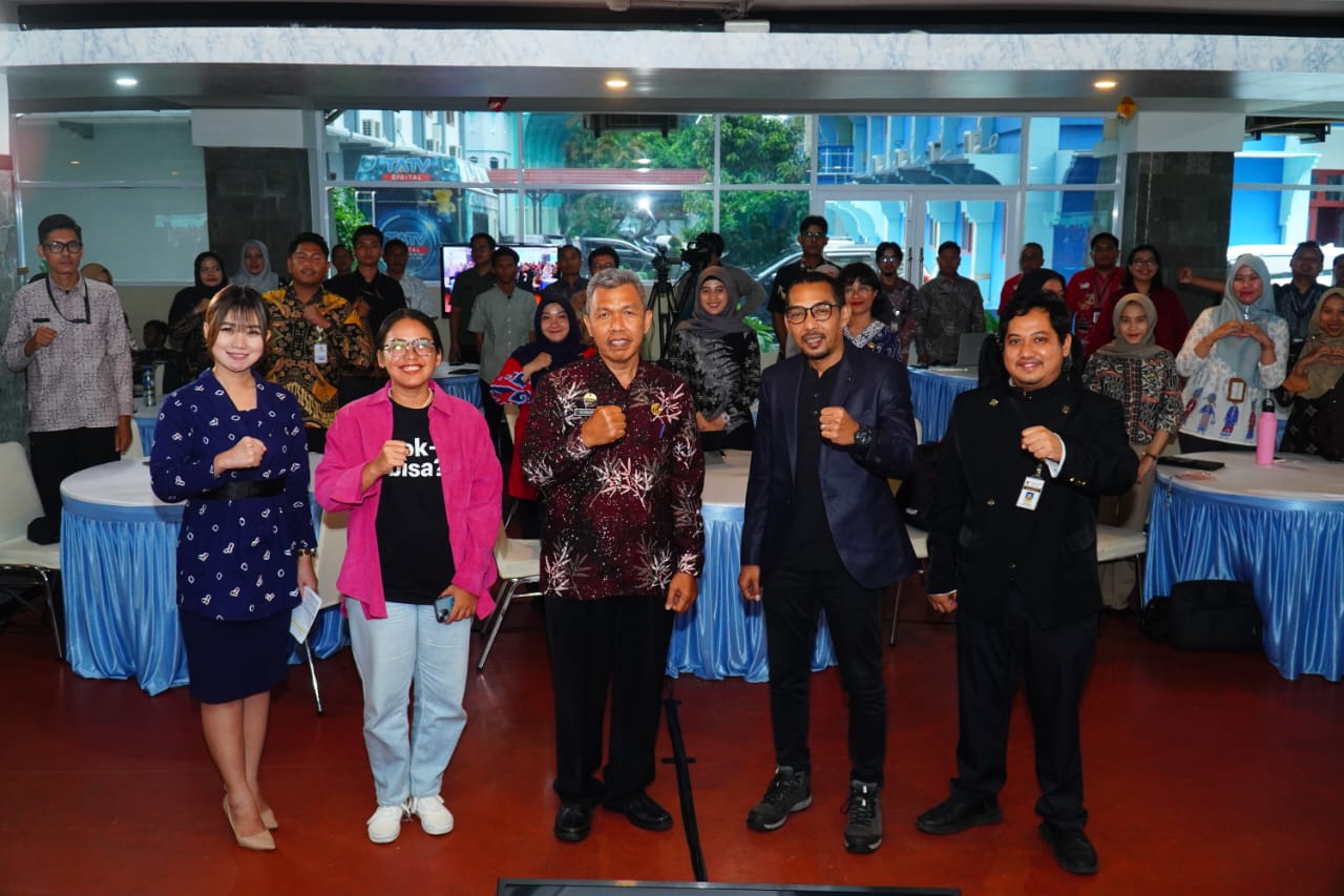 Bimtek Satgas Media Sosial bertajuk Bangun Citra Positif Pemerintah Melalui Media Sosial.