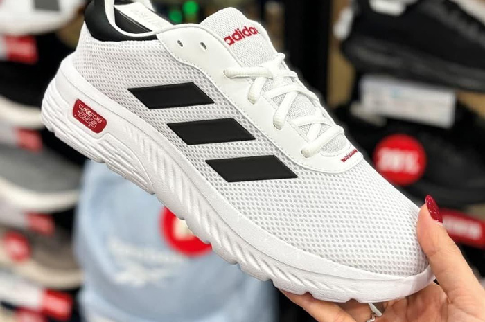 Adidas Cloudfoam Comfy.