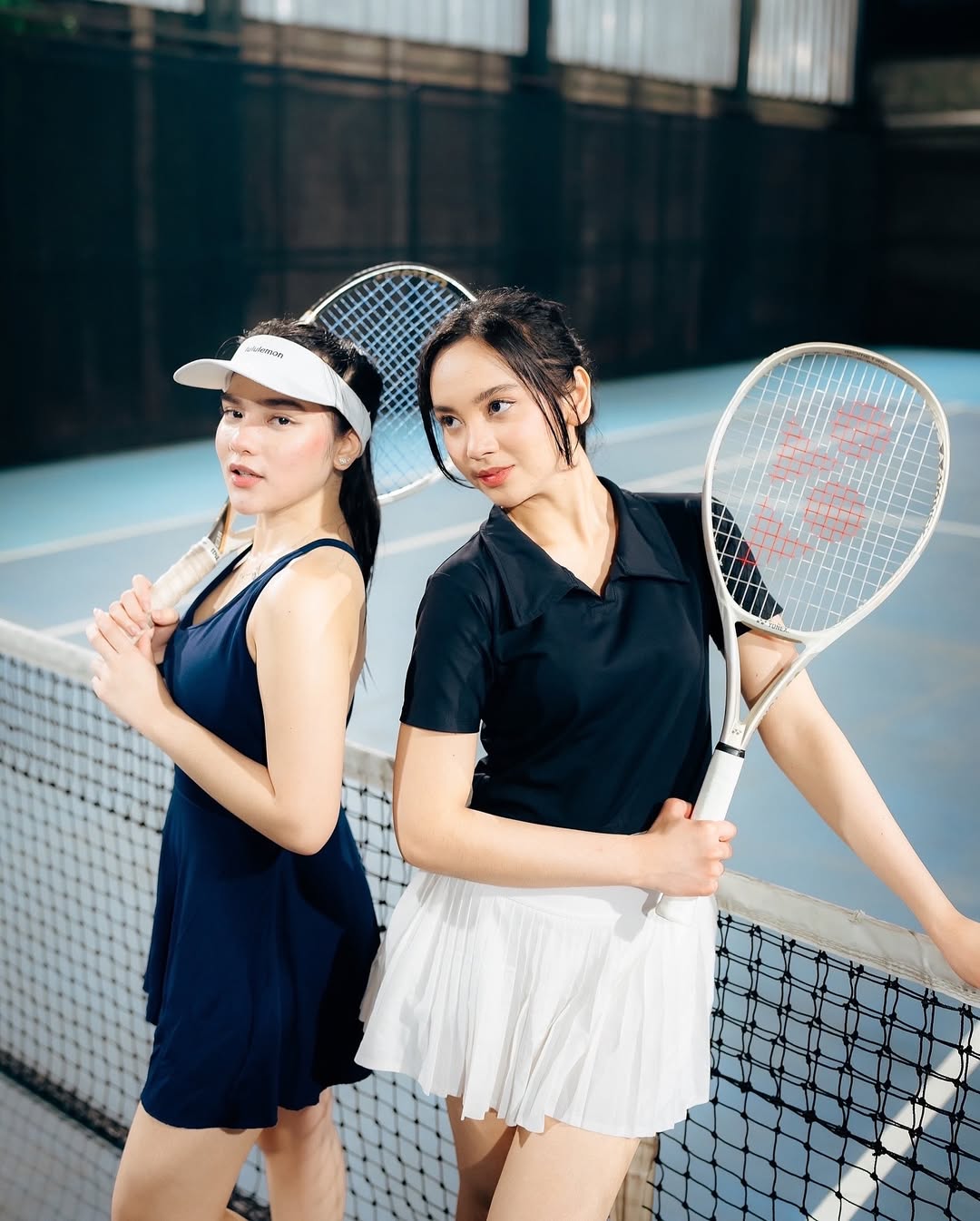 Potret Lyodra dan Davina Caramoy saat bermain padel.