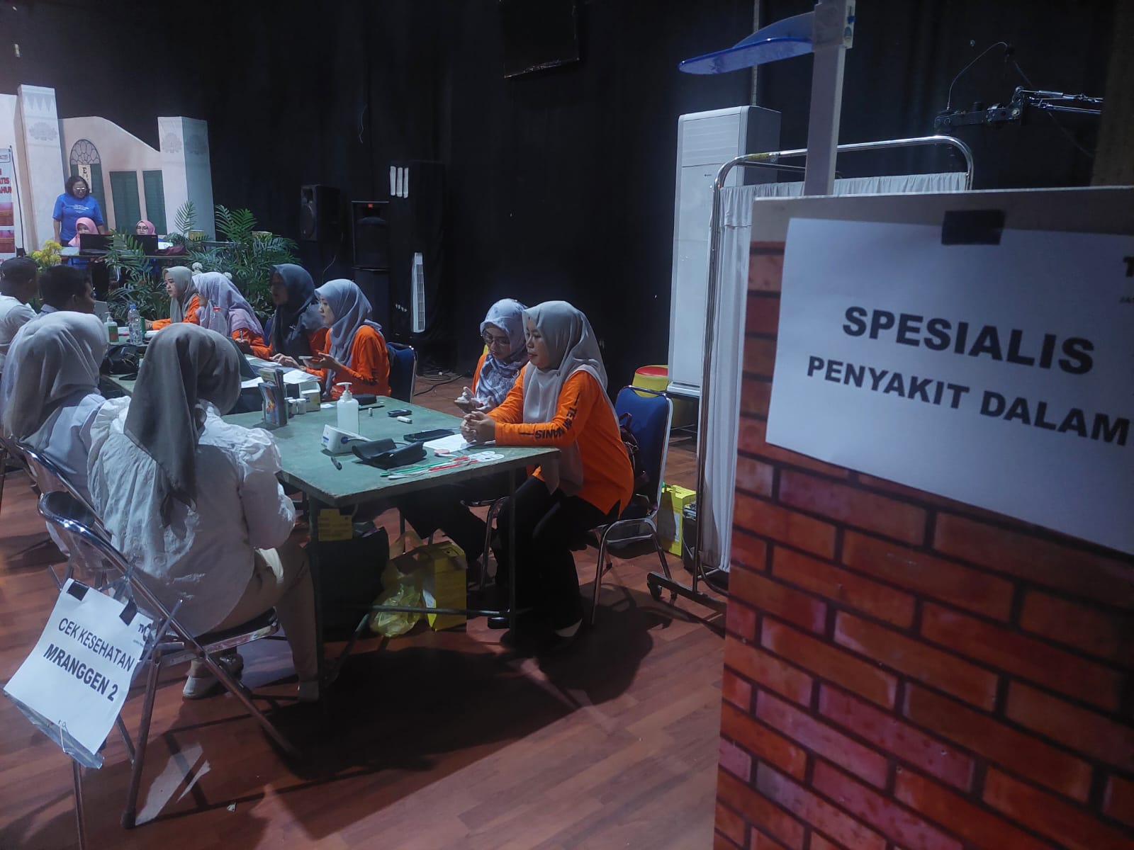 Layanan cek kesehatan gratis di TVRI Jawa Tengah Pucanggading Mranggen. (Wahibpribadi)