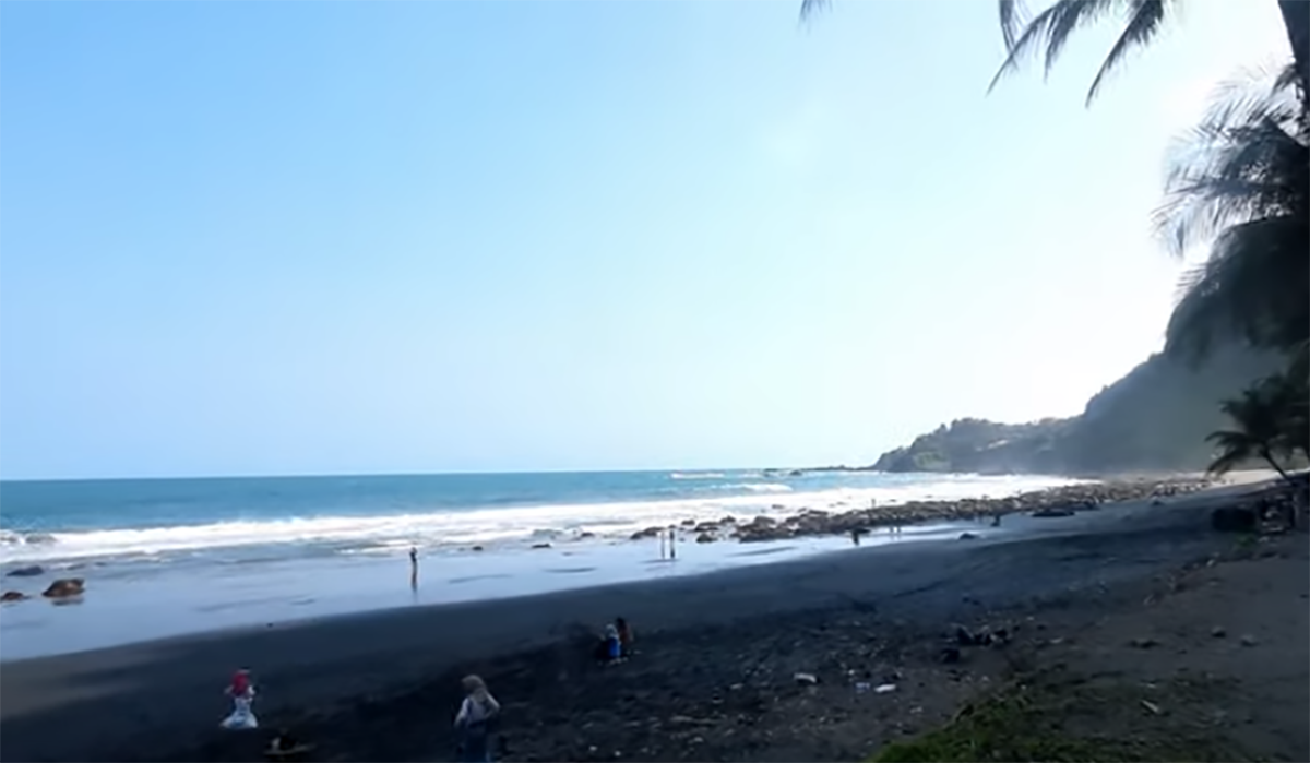 Pantai Pecaron Kebumen