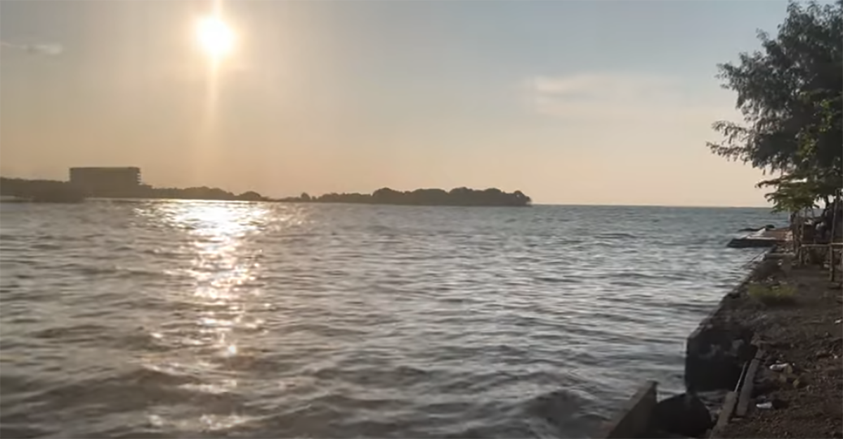 Pantai Marina
