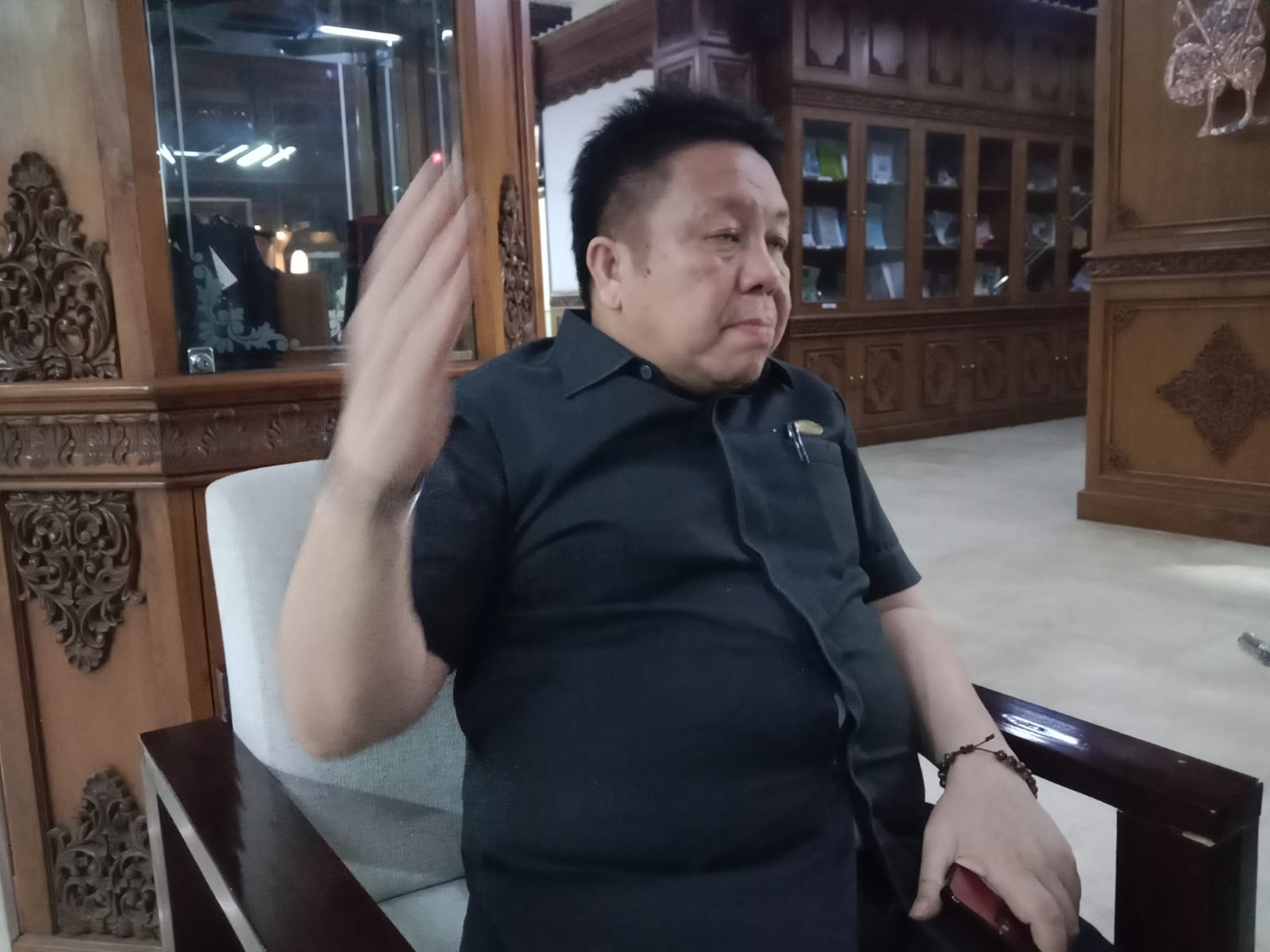 DPRD Kota Salatiga resmi membentuk panitia angket. Sikap ini diputuskan dalam rapat paripurna internal yang digelar pada Kamis (5/6/2025) siang.