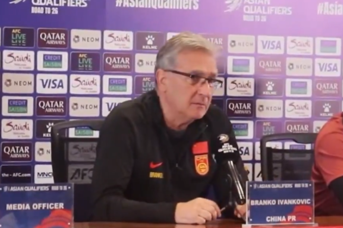Pelatih Timnas China Branko Ivankovic.